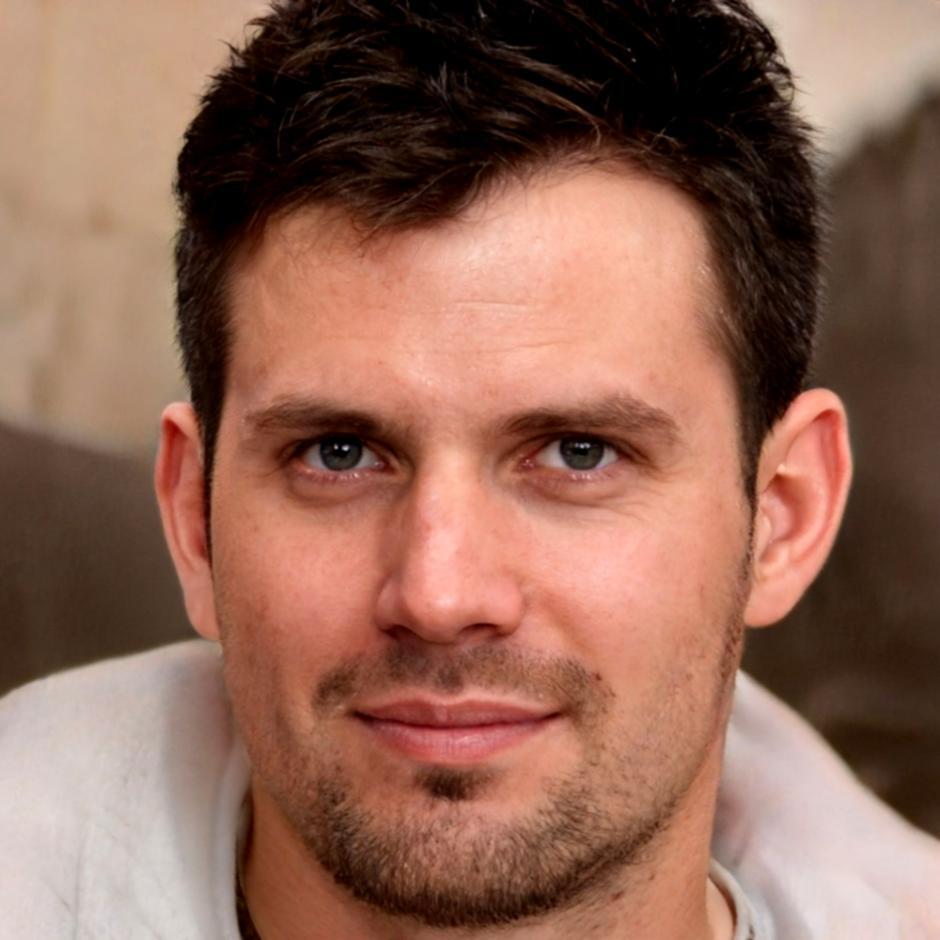 Vikram Sundaram, lead instructor for weekly budgeting program